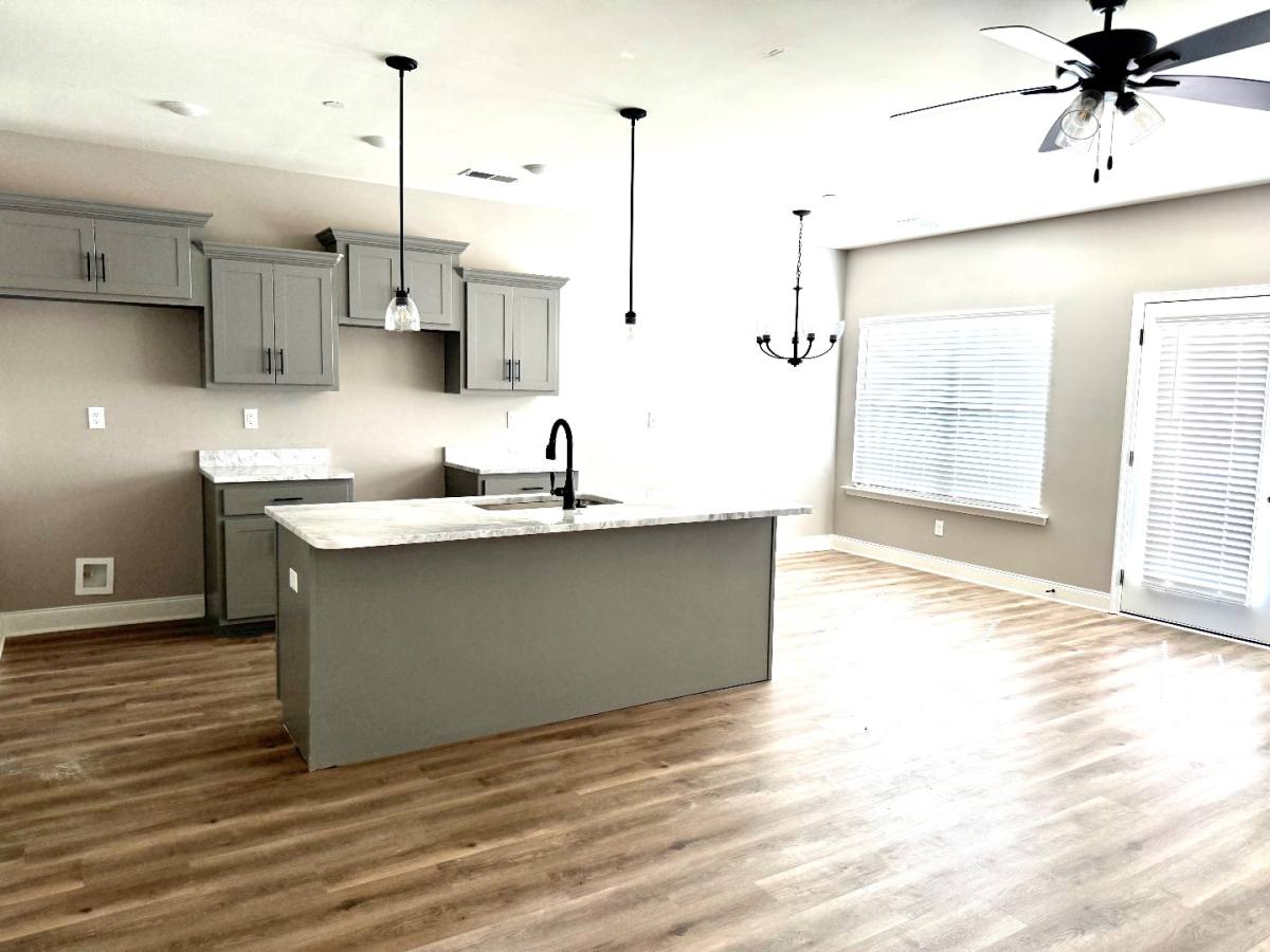 4385 Ravenwood Park W #6, Horn Lake, MS 38637 - Townhouse for Rent - Image 13