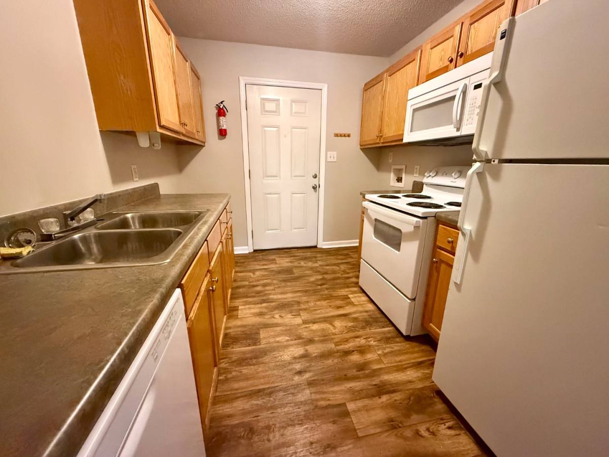 1521 Obrig Ave, Guntersville, AL 35976 - Townhouse for Rent - Image 4