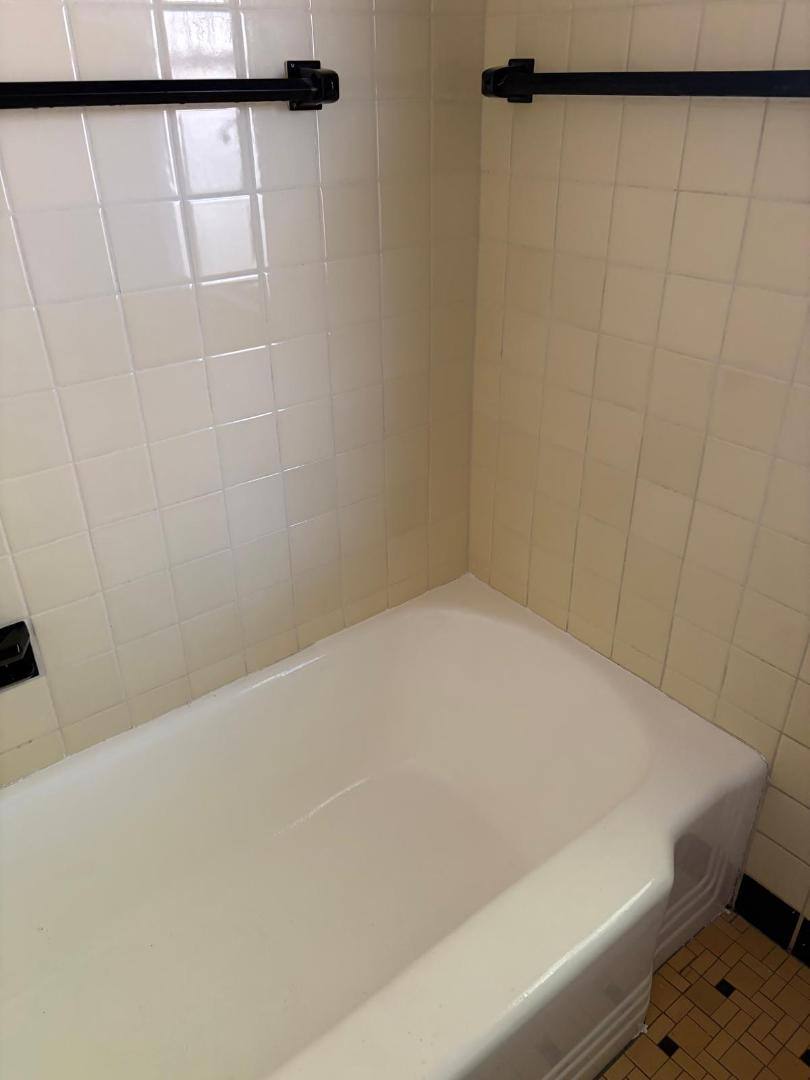 4113 Wilmington Rd, Cleveland, OH 44121 - House for Rent - Image 2