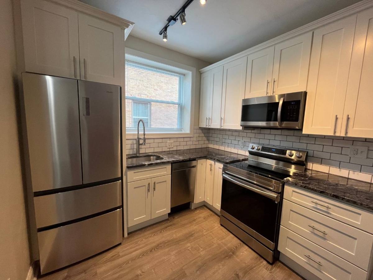 340 Melwood Ave #7, Pittsburgh, PA 15213 - Apartment for Rent - Image 1