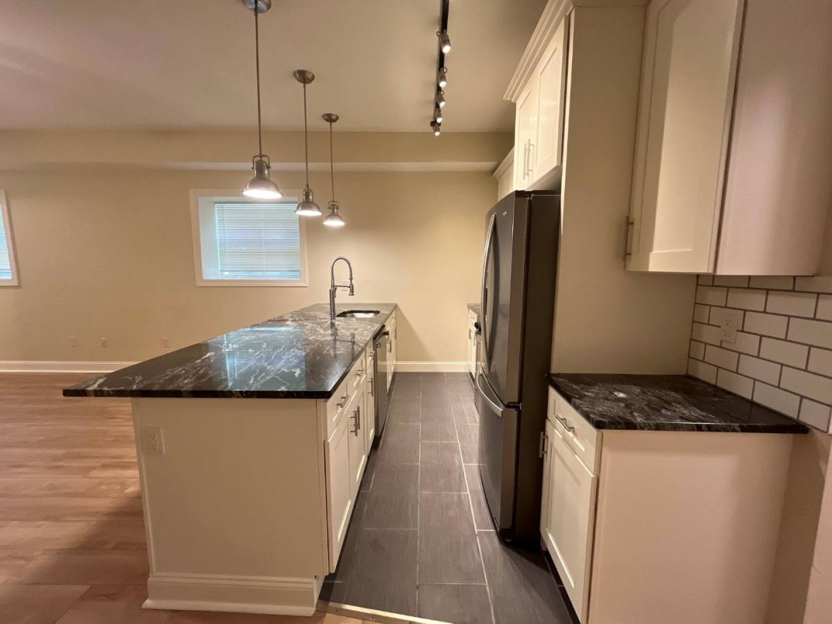 340 Melwood Ave #1, Pittsburgh, PA 15213 - Apartment for Rent - Image 1