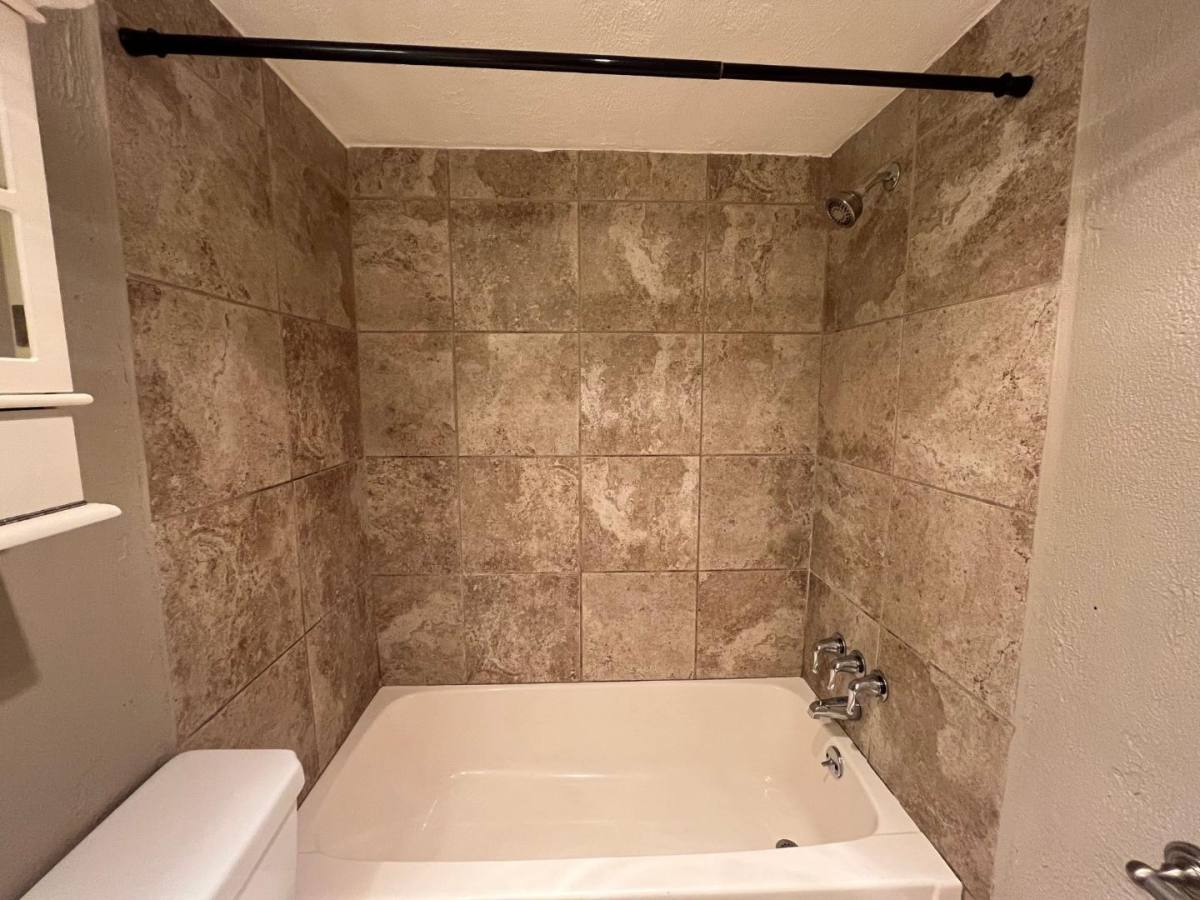 205 Robinson St #8, Pittsburgh, PA 15213 - Apartment for Rent - Image 15