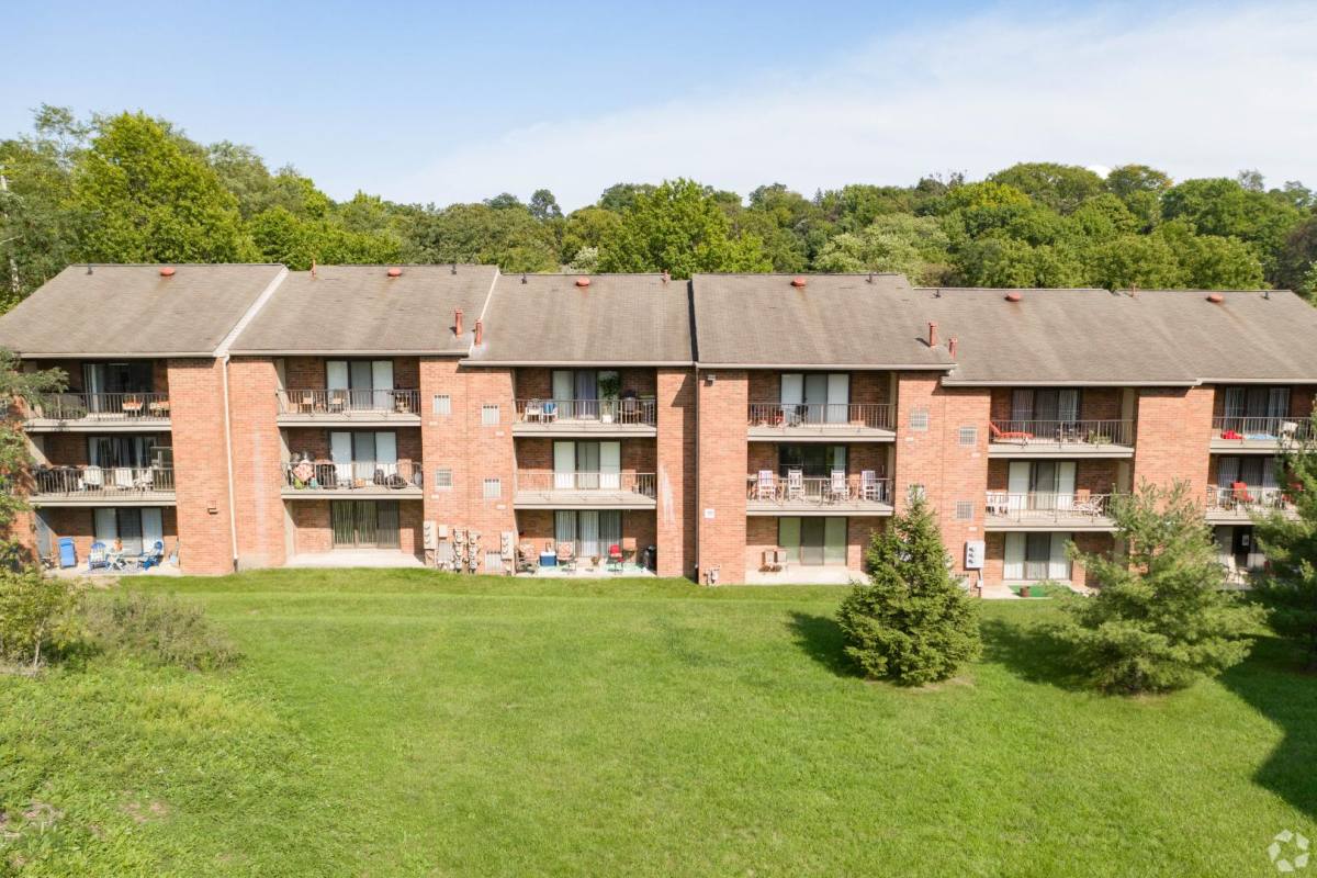 7457 Lighthouse Point, Pittsburgh, PA 15221 - Apartment for Rent - Image 3