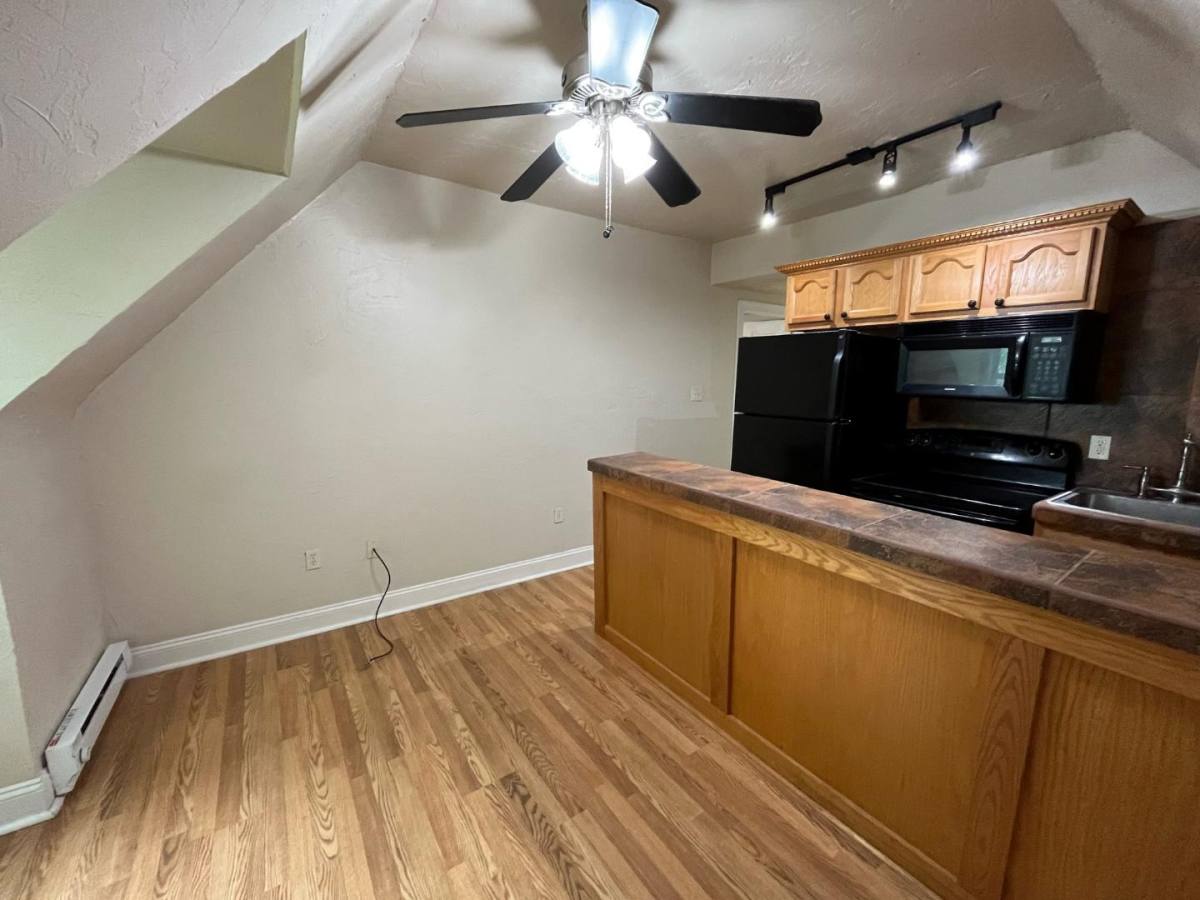 217 Stratford Ave #5, Pittsburgh, PA 15206 - Apartment for Rent - Image 8