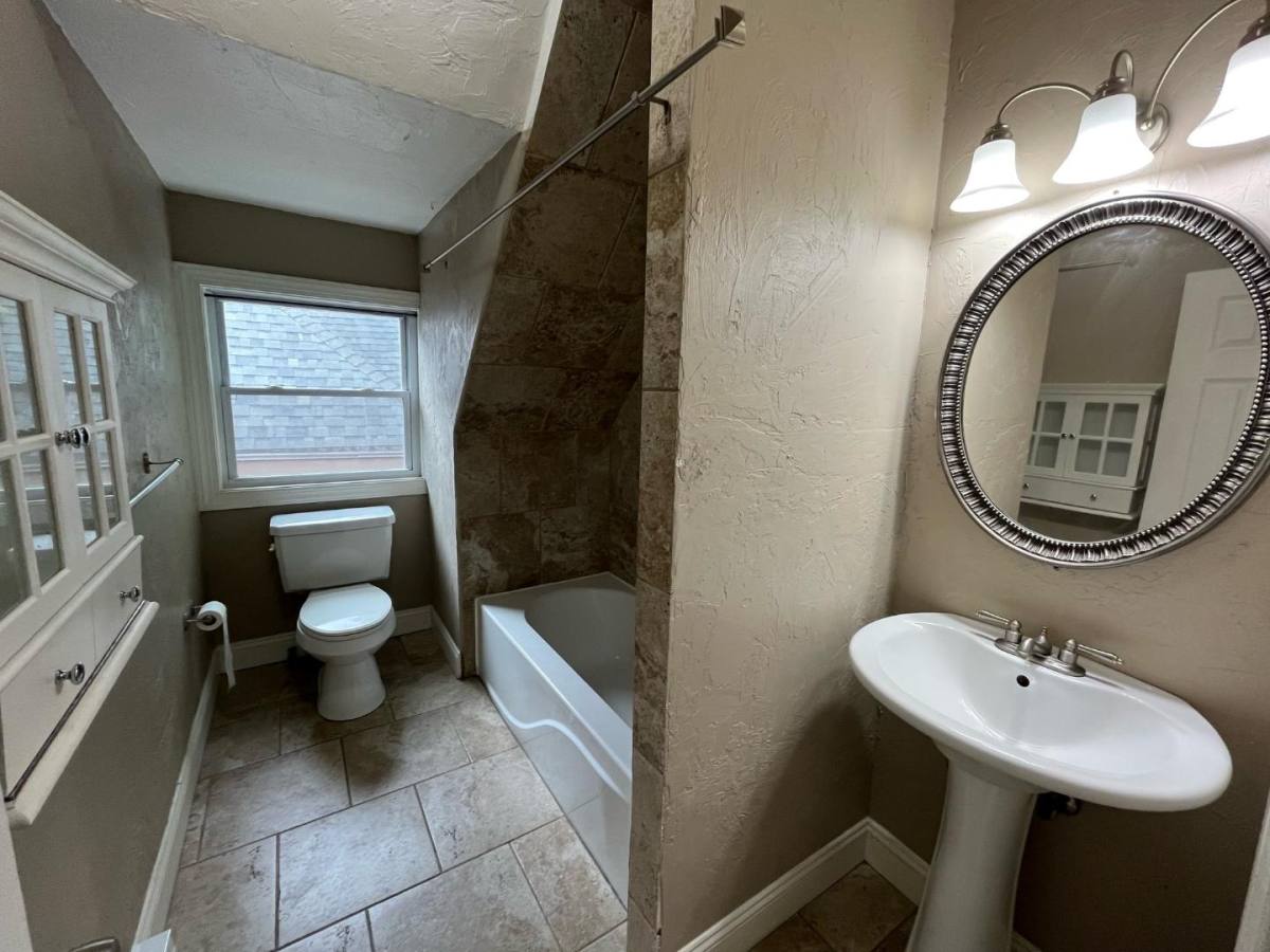 217 Stratford Ave #5, Pittsburgh, PA 15206 - Apartment for Rent - Image 15
