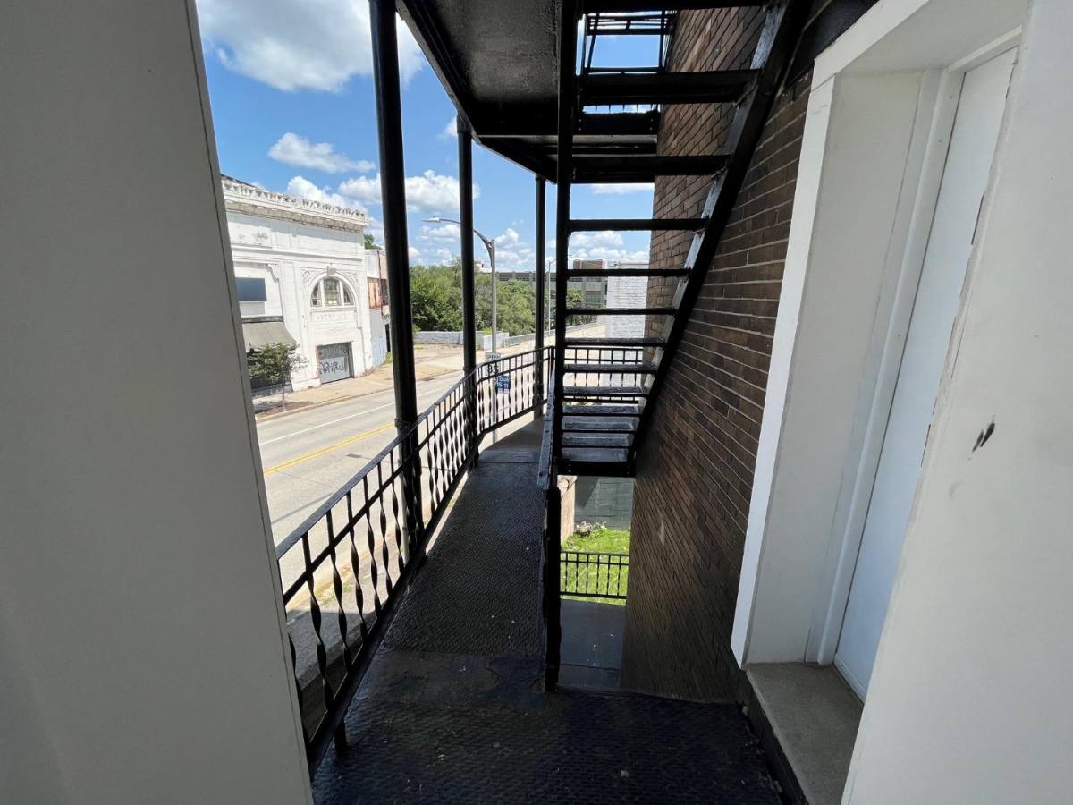 352 Melwood Ave #5, Pittsburgh, PA 15213 - Apartment for Rent - Image 15