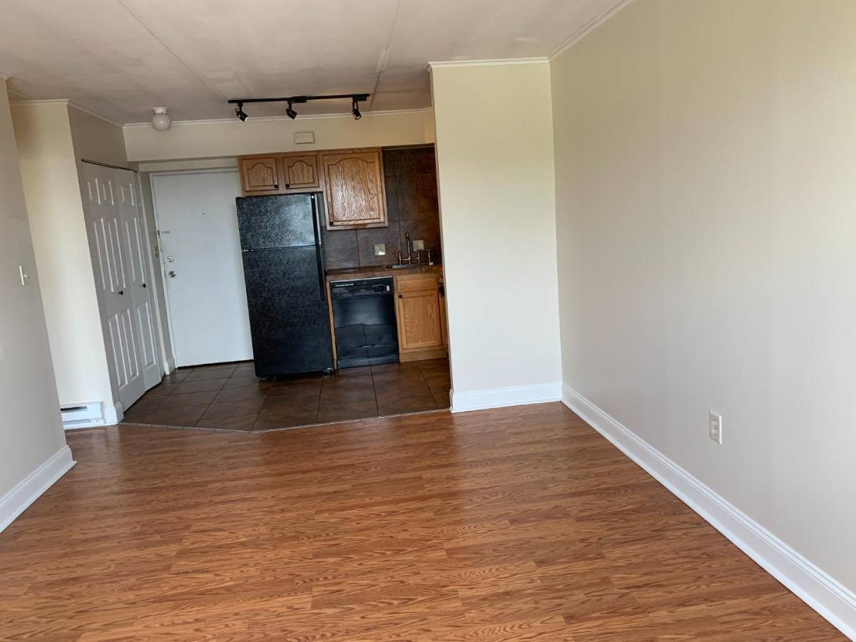 205 Robinson St #19, Pittsburgh, PA 15213 - Apartment for Rent - Image 2