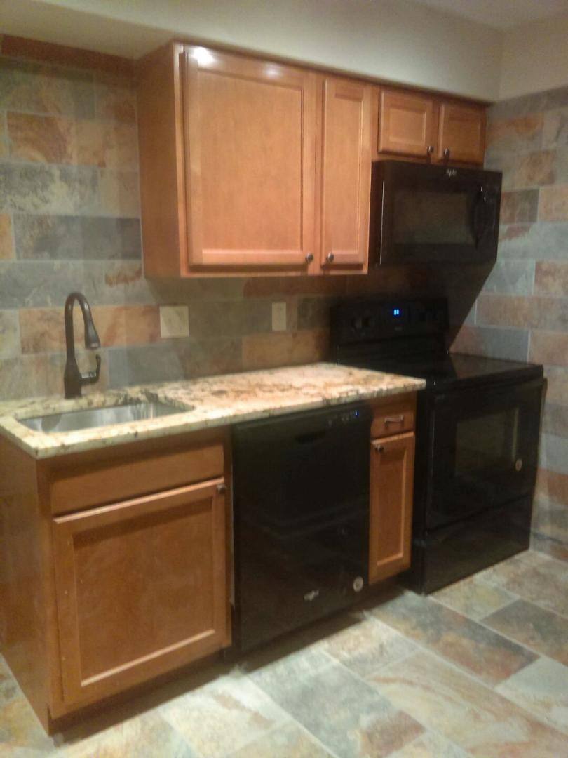 151 Robinson St #27, Pittsburgh, PA 15213 - Apartment for Rent - Image 1