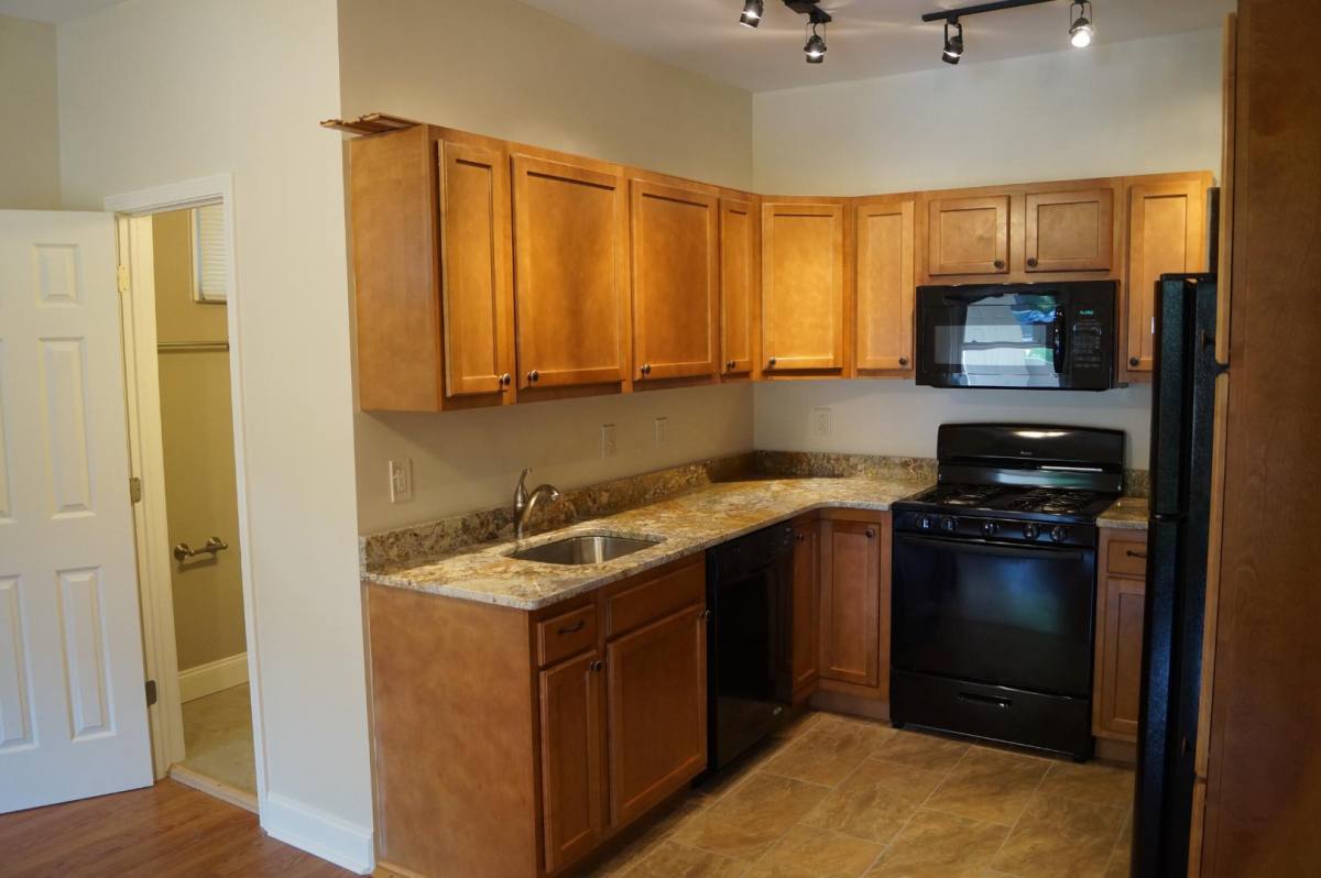 5425 Baywood St #1, Pittsburgh, PA 15206 - Apartment for Rent - Image 4