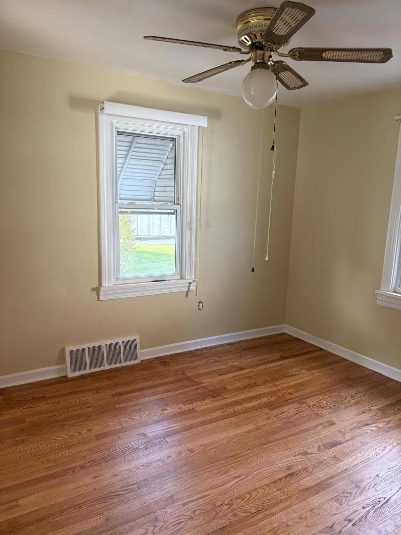5407 Summit Rd, Cleveland, OH 44124 - House for Rent - Image 11