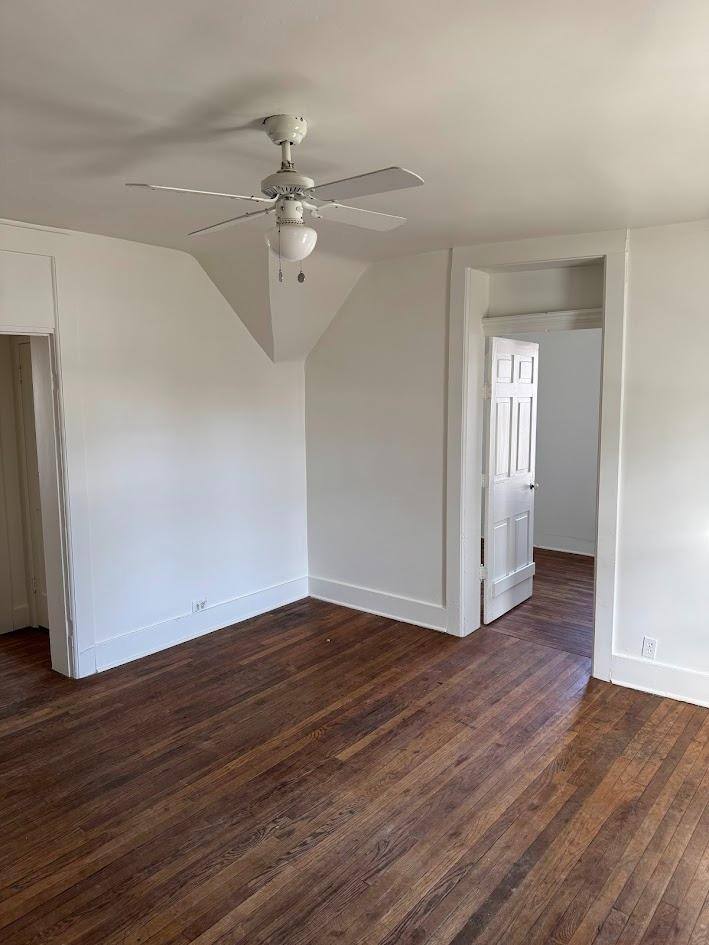 Apartment for rent at 69 S Oak St #C, London, OH 43140