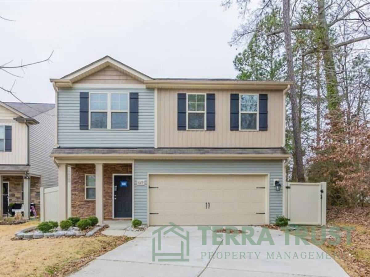 House for rent at 1029 Harlow Hill Court, Charlotte, NC 28216