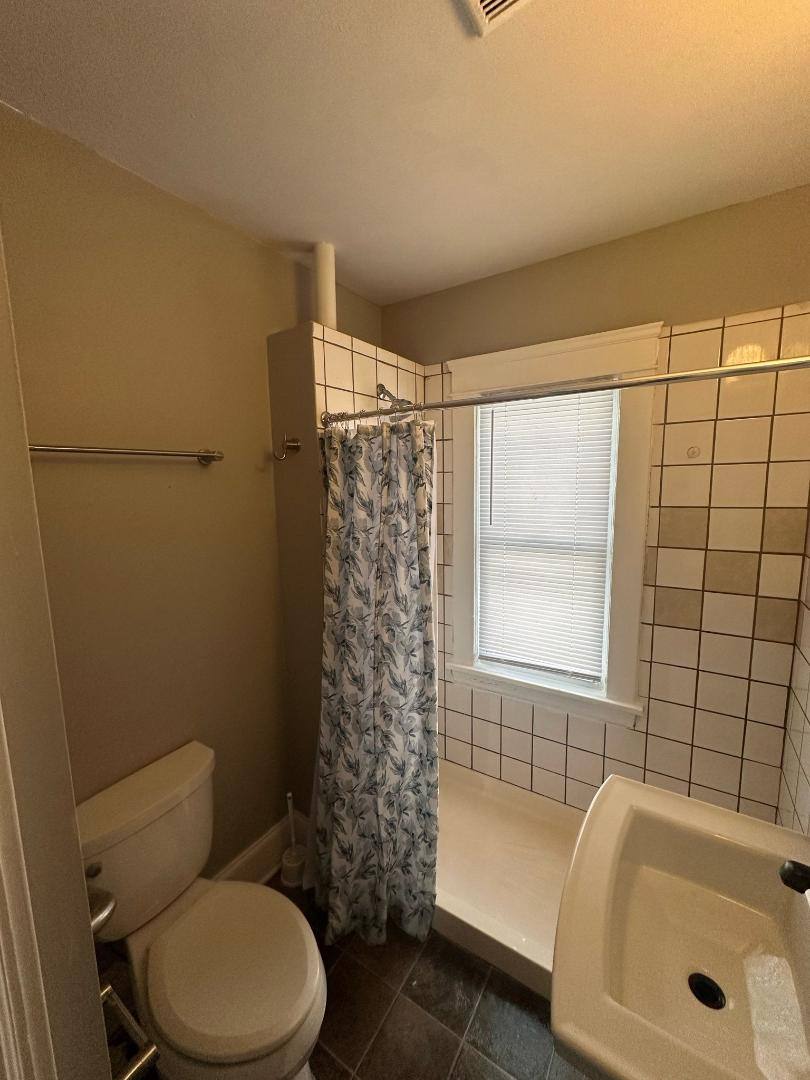 2036 W 99th St, Cleveland, OH 44102 - House for Rent - Image 7