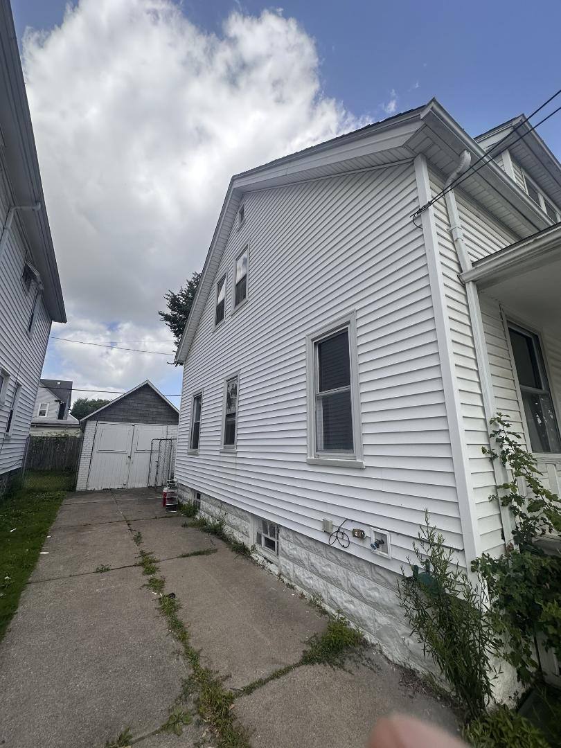2036 W 99th St, Cleveland, OH 44102 - House for Rent - Image 2