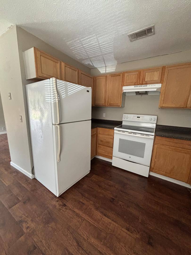 1025 6th Ave N #5, Columbus, MS 39701 - Apartment for Rent - Image 3