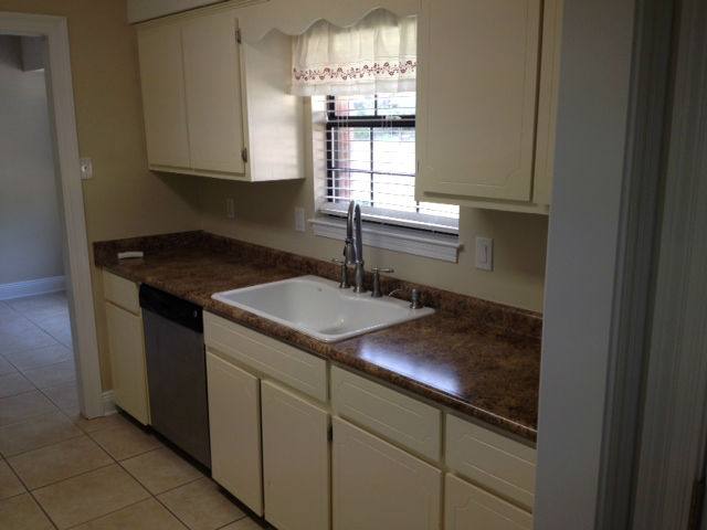 House for rent at 1007 26th St, Niceville, FL 32578