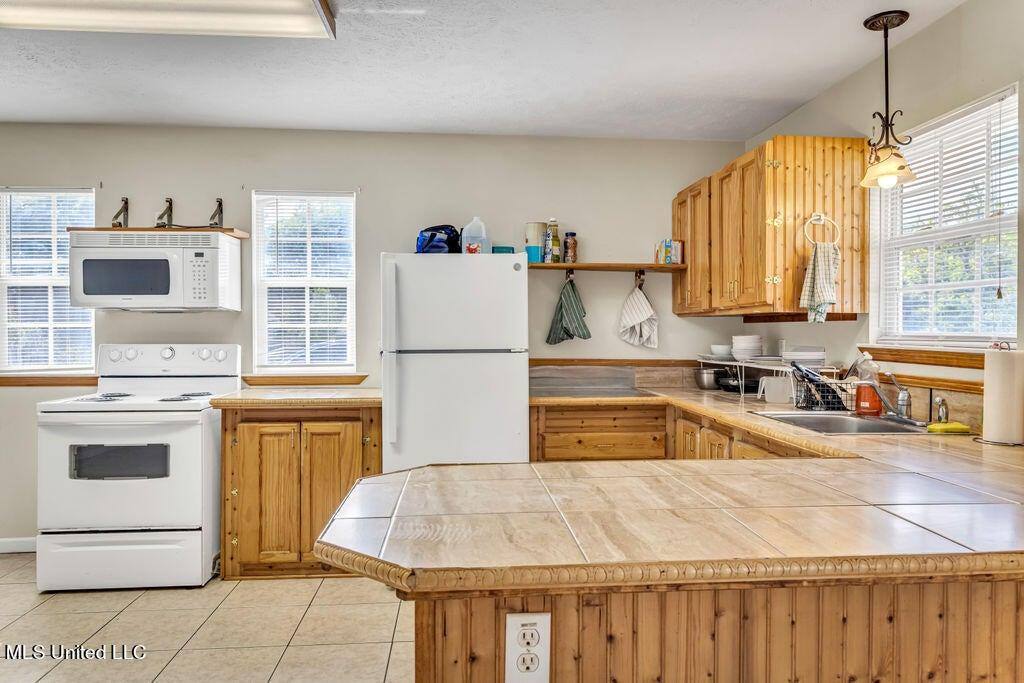 2906 Pineland Dr, Gulfport, MS 39501 - House for Rent - Image 8