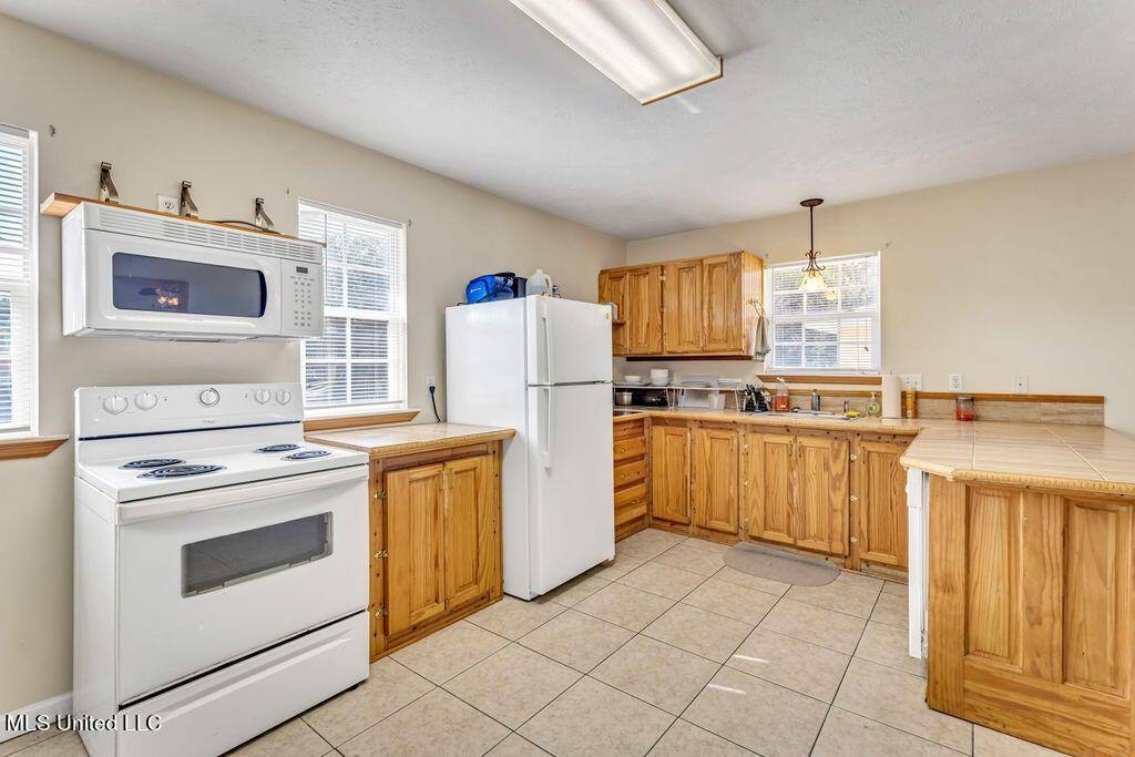 2906 Pineland Dr, Gulfport, MS 39501 - House for Rent - Image 6