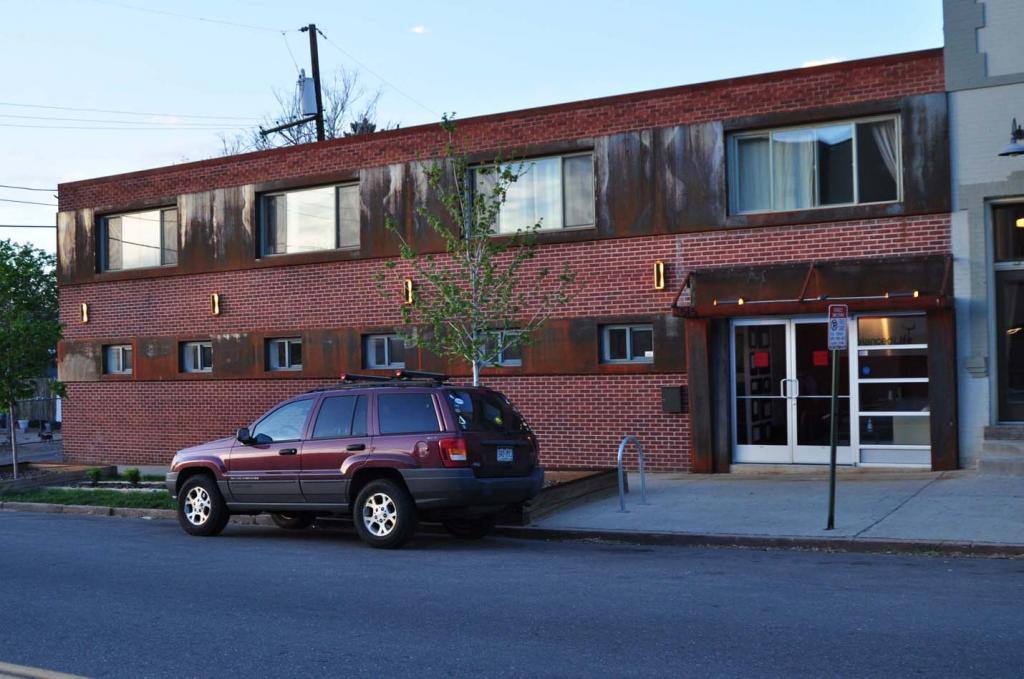 2801 Downing St #B, Denver, CO 80205 - Apartment for Rent - Image 3