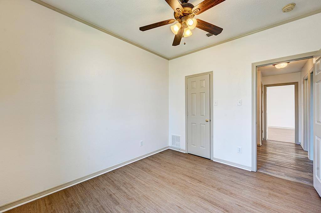 1124 Fawn Meadow Trail, Kennedale, TX 76060 - House for Rent - Image 8
