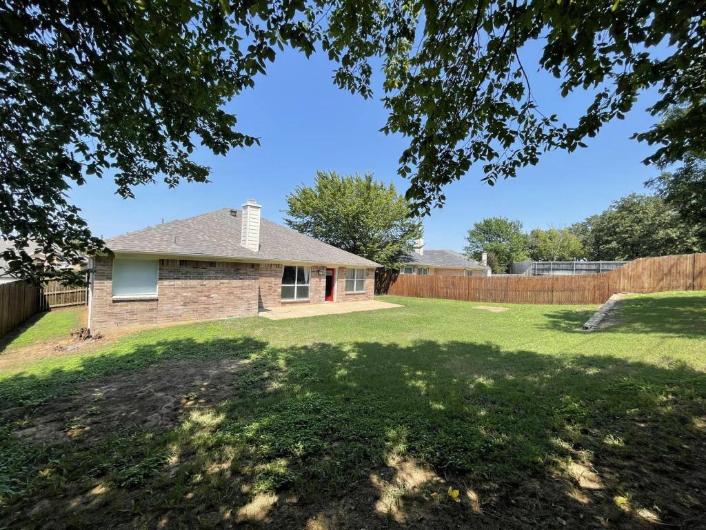 1124 Fawn Meadow Trail, Kennedale, TX 76060 - House for Rent - Image 3