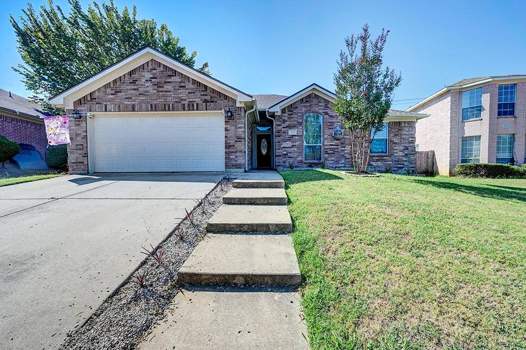 1124 Fawn Meadow Trail, Kennedale, TX 76060 - House for Rent - Image 4