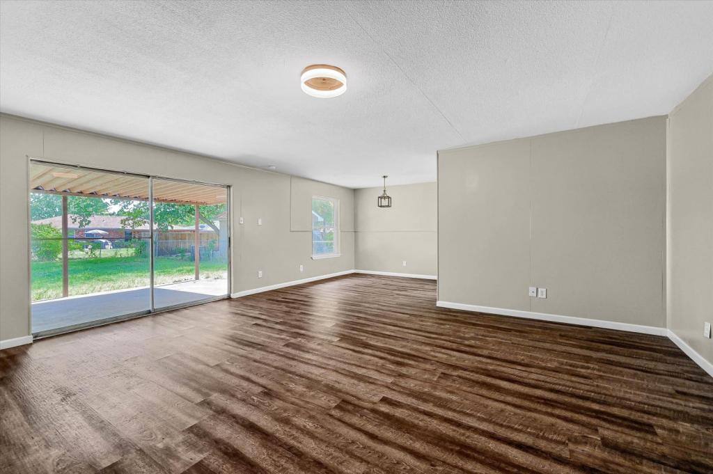 810 Dove Lane, Sherman, TX 75090 - House for Rent - Image 4