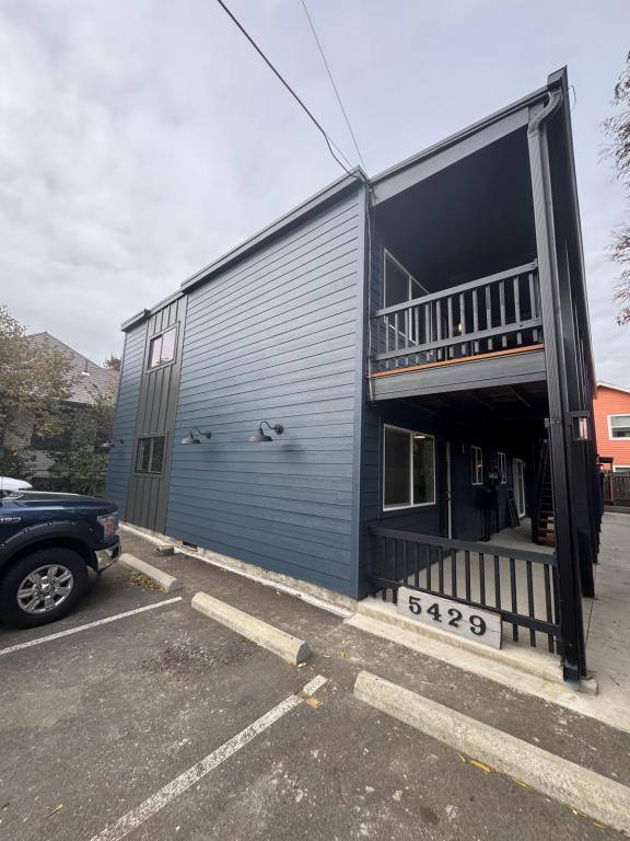 5429 SE Rhone St #4, Portland, OR 97206 - House for Rent