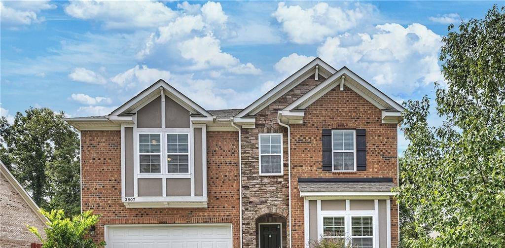 House for rent at 3807 Martele Dr, Charlotte, NC 28227