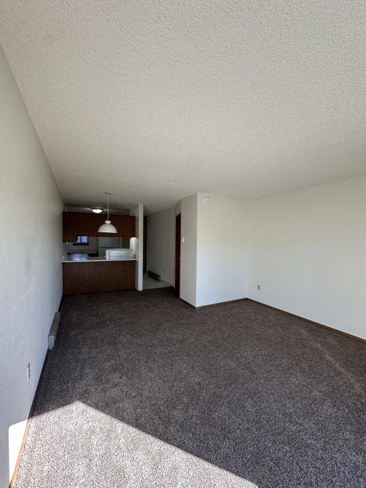 980 N 17th St #11, Billings, MT 59101 - Townhouse for Rent - Image 3