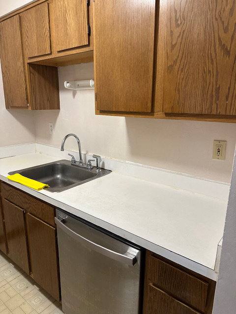 1111 River Rd #B-23, Edgewater, NJ 07020 - Apartment for Rent - Image 2