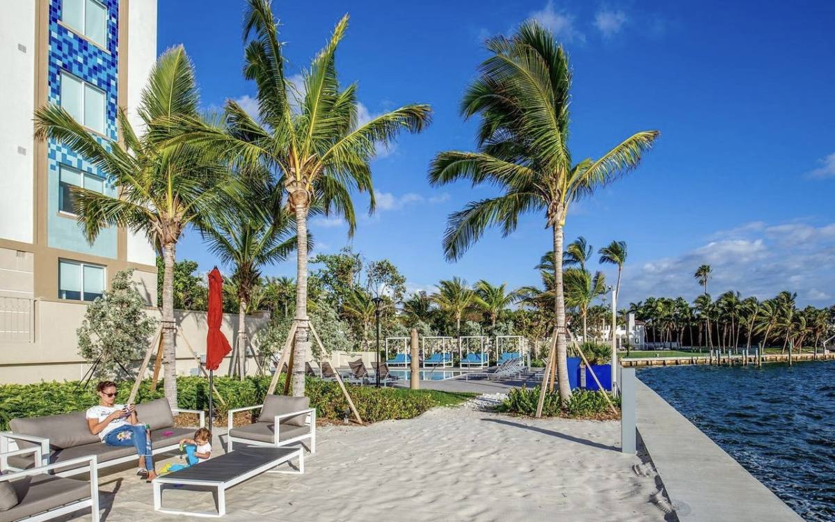 Apartment for rent at 440 NE 34th St, Miami, FL 33137