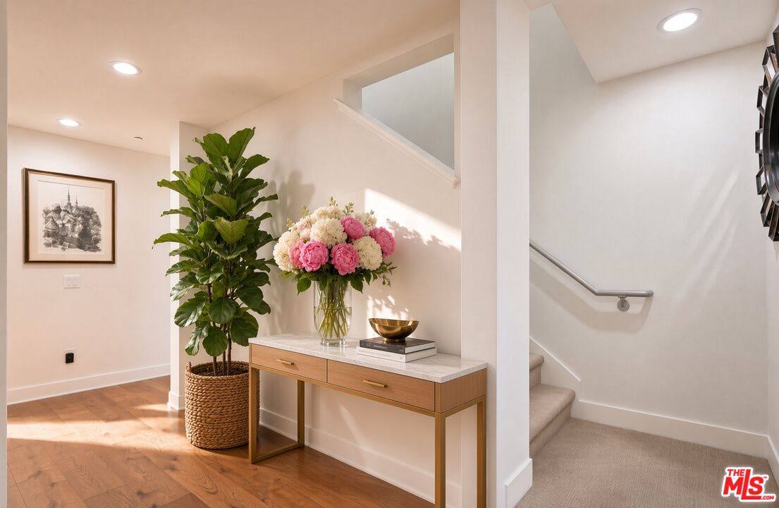2780 Wright Lane, Los Angeles, CA 90068 - House for Rent - Image 6