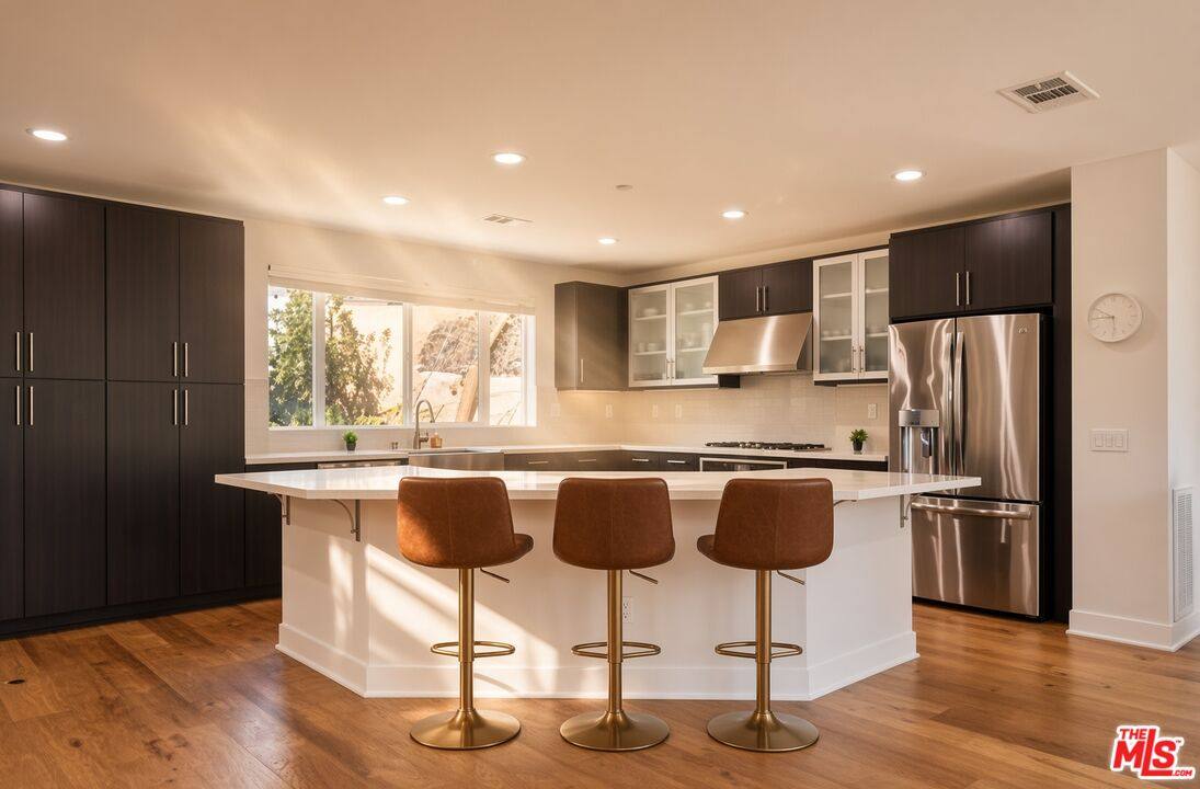 2780 Wright Lane, Los Angeles, CA 90068 - House for Rent - Image 5