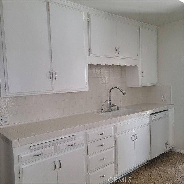 10421 Margate St, North Hollywood, CA 91601 - House for Rent - Image 5