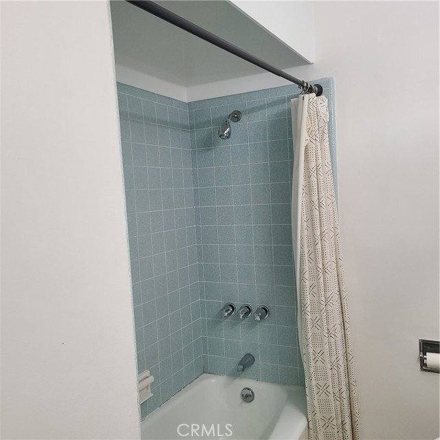 10421 Margate St, North Hollywood, CA 91601 - House for Rent - Image 6