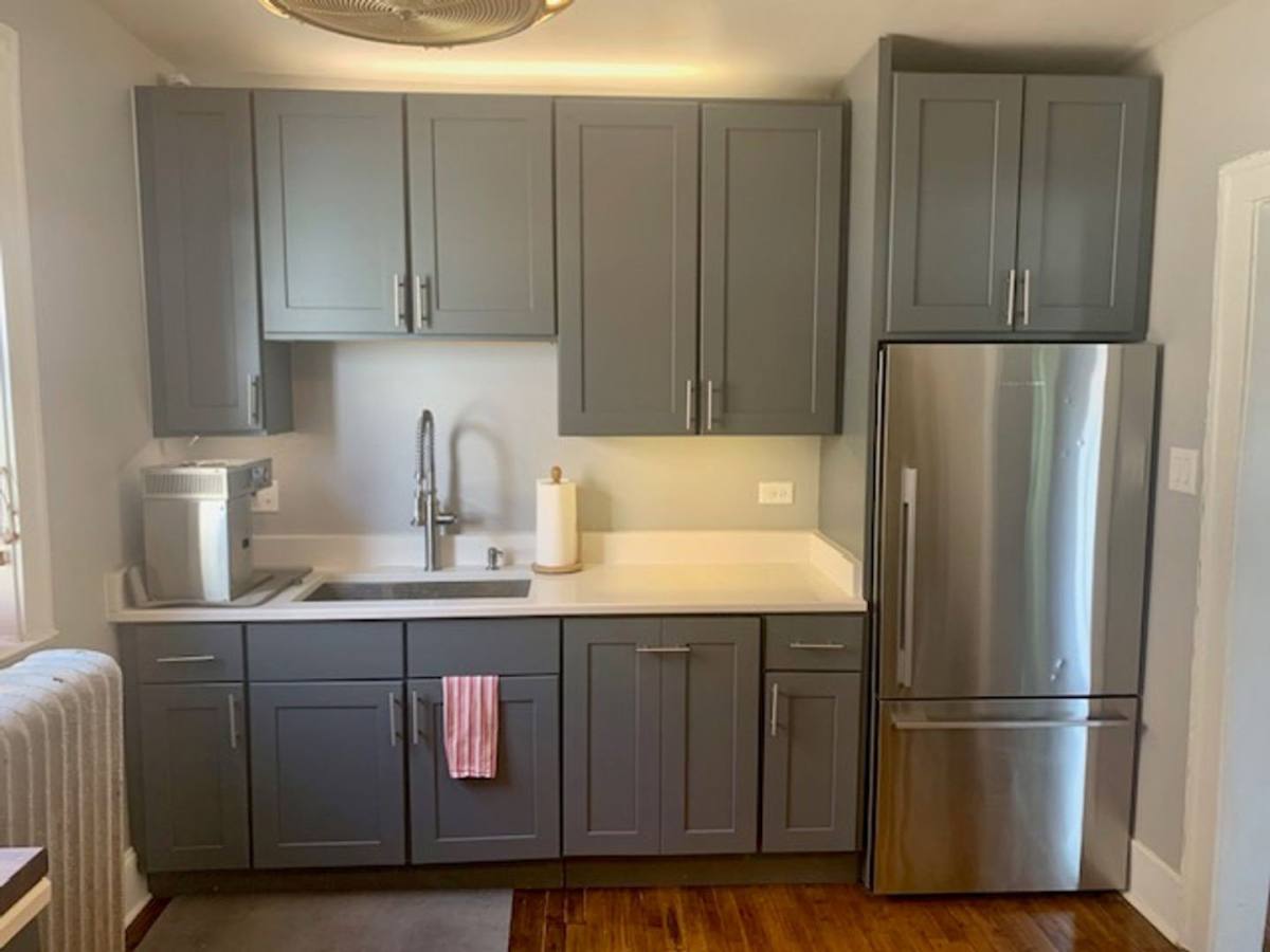 2439 W Gunnison St #3, Chicago, IL 60625 - Apartment for Rent - Image 2