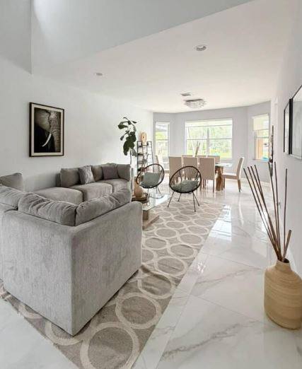 House for rent at 4251 Seneca Ave, Fort Lauderdale, FL 33332