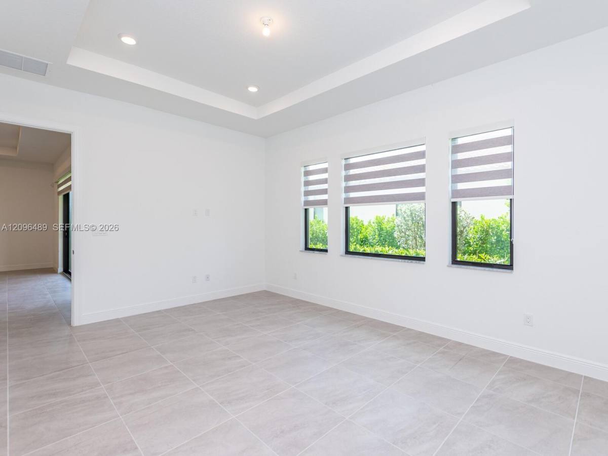 12280 N Baypoint Circle, Pompano Beach, FL 33076 - House for Rent - Image 9