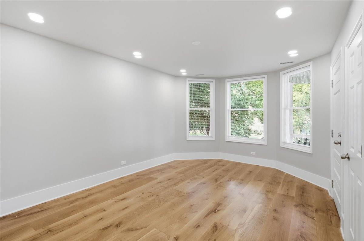 2939 N Hamlin Ave #1, Chicago, IL 60618 - Apartment for Rent - Image 7