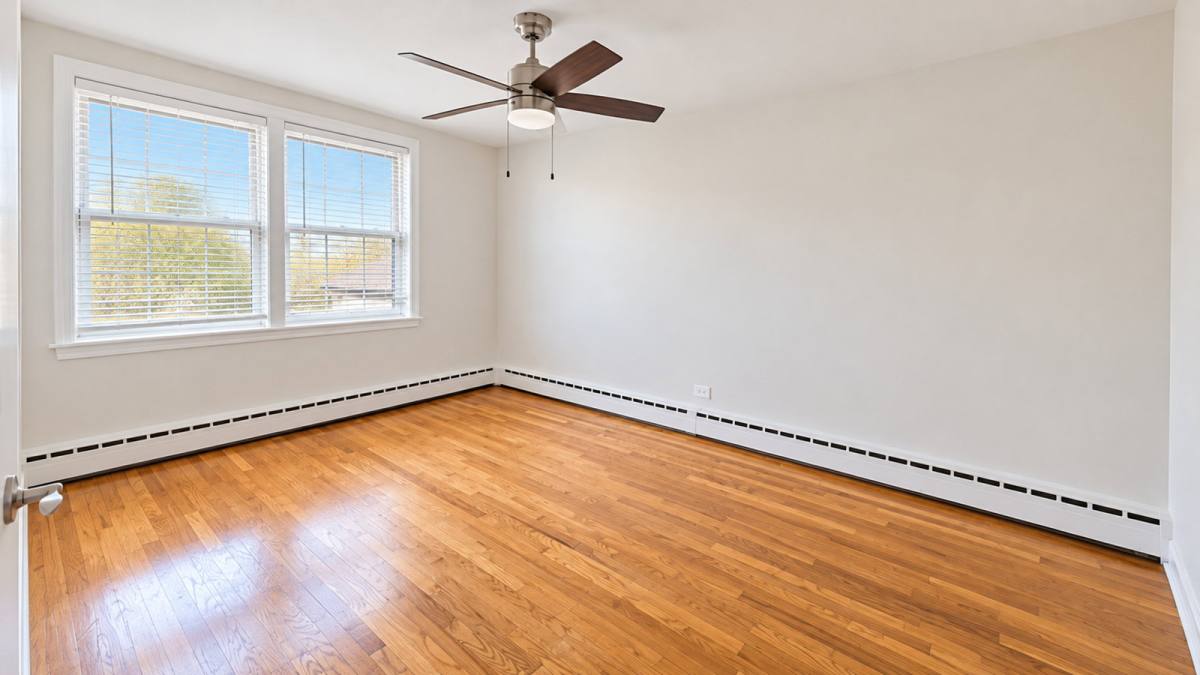 5252 N Campbell Ave #3B, Chicago, IL 60625 - Apartment for Rent - Image 2