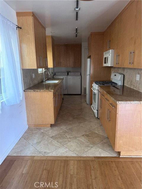 2505 Ocean Ave, Venice, CA 90291 - House for Rent - Image 10