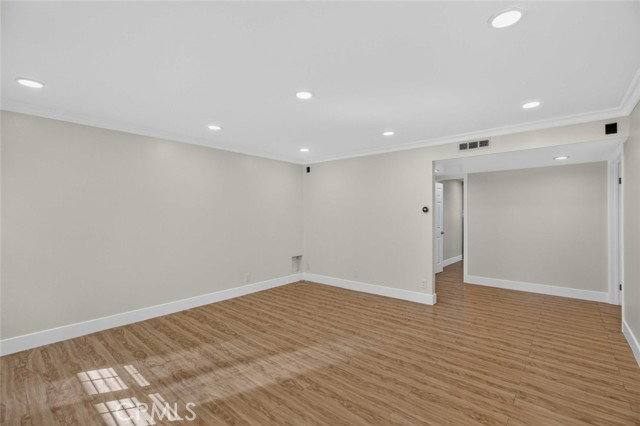 1325 Valley View Rd #103, Glendale, CA 91202 - Condo for Rent - Image 5