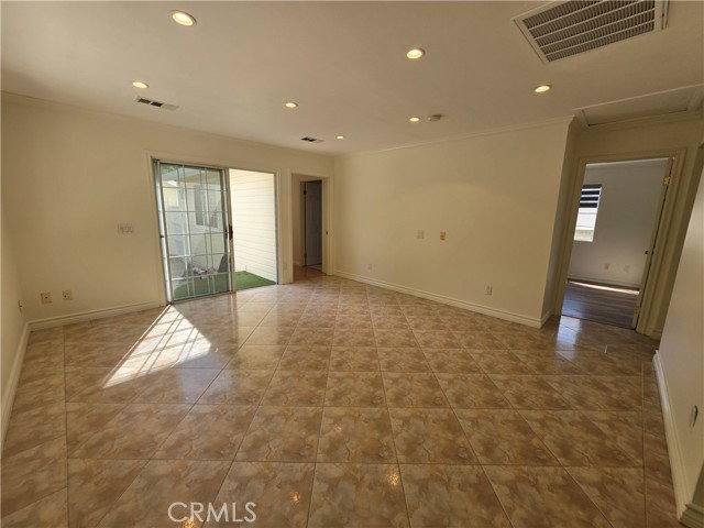 550 Palm Dr, Glendale, CA 91202 - House for Rent - Image 1