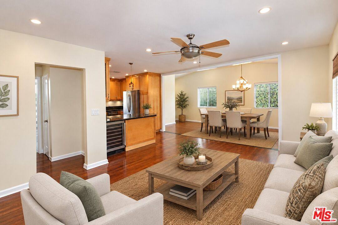 5846 Encino Ave, Encino, CA 91316 - House for Rent