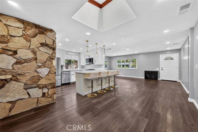 7147 Pomelo Dr, West Hills, CA 91307 - House for Rent - Image 7