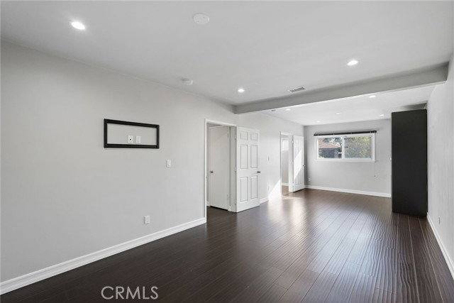 8529 Eatough Ave, Canoga Park, CA 91304 - House for Rent - Image 7