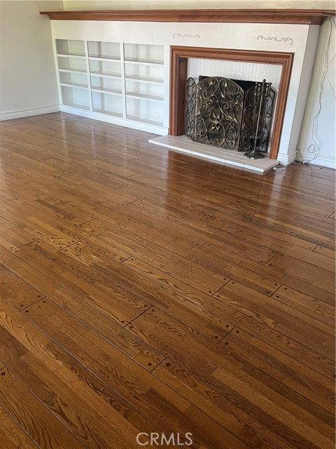 22615 Collins St, Woodland Hills, CA 91367 - House for Rent - Image 8