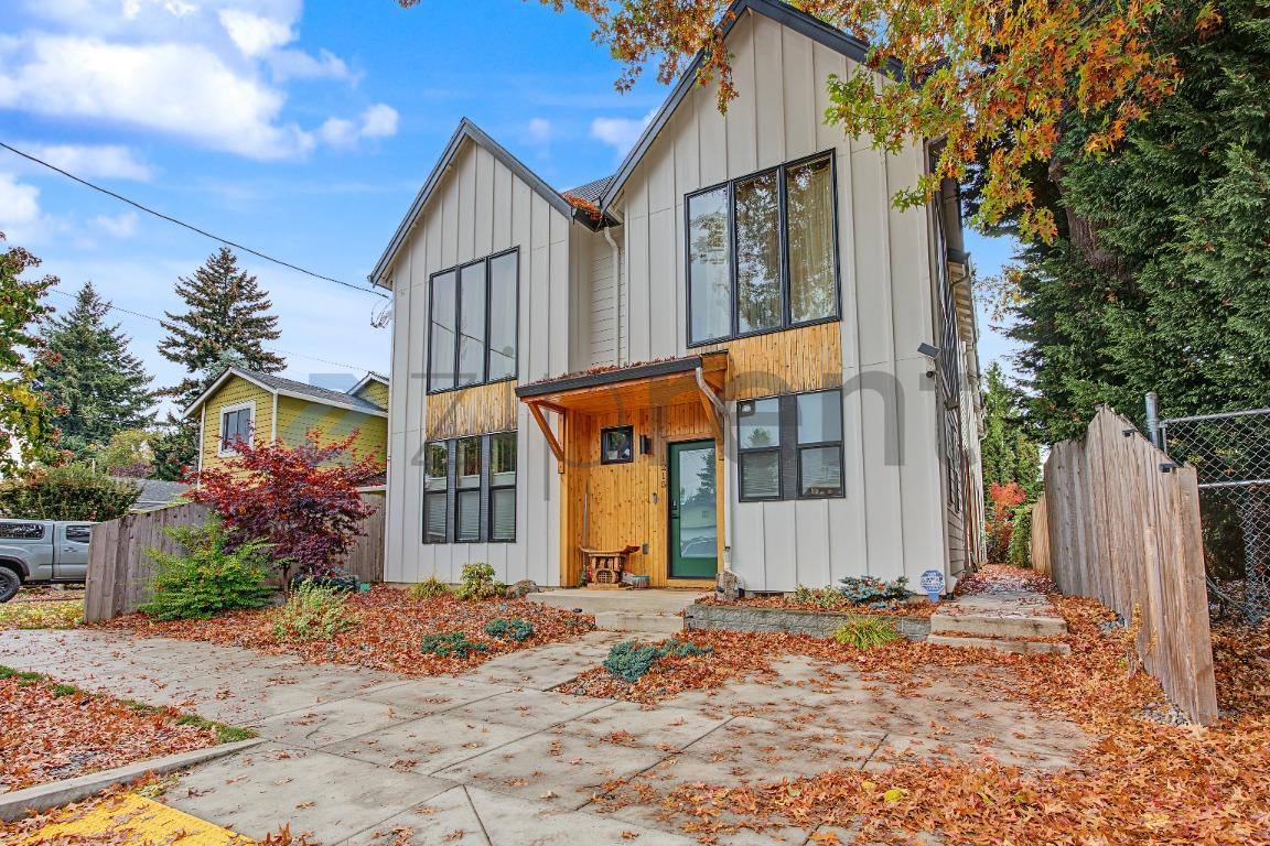 1211 N Winchell St, Portland, OR 97217 - Townhouse for Rent - Image 1