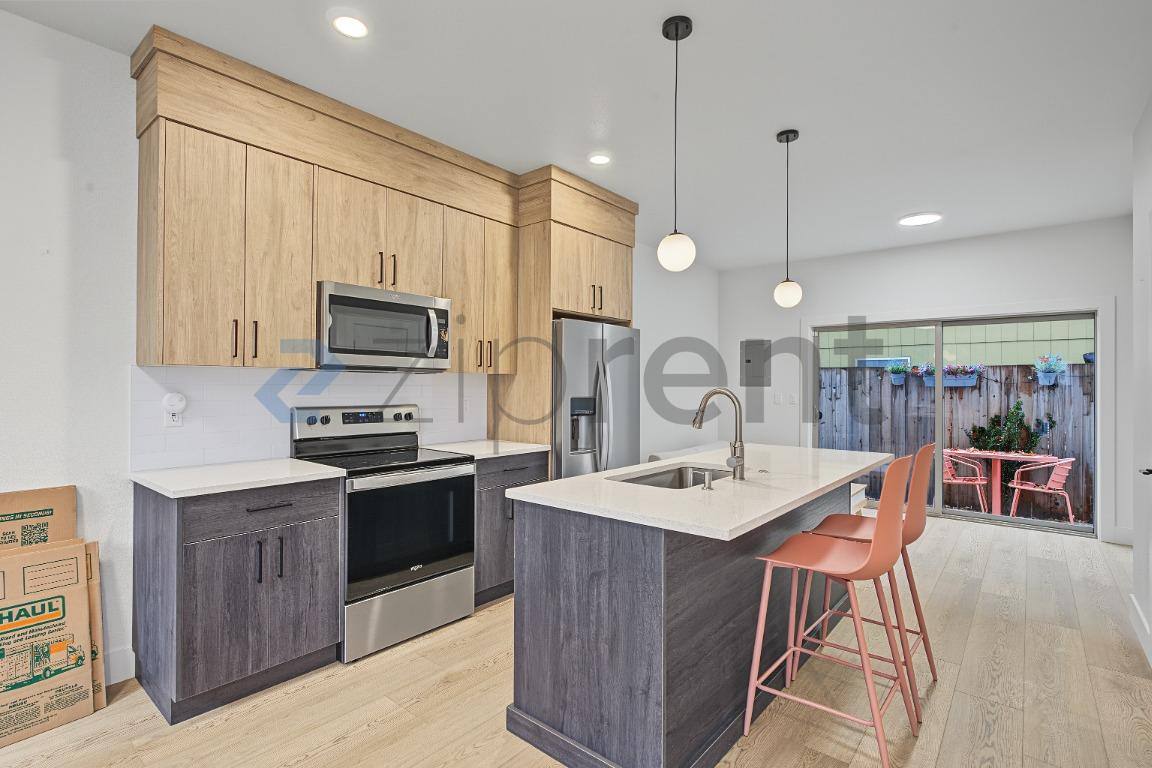 1211 N Winchell St, Portland, OR 97217 - Townhouse for Rent - Image 5